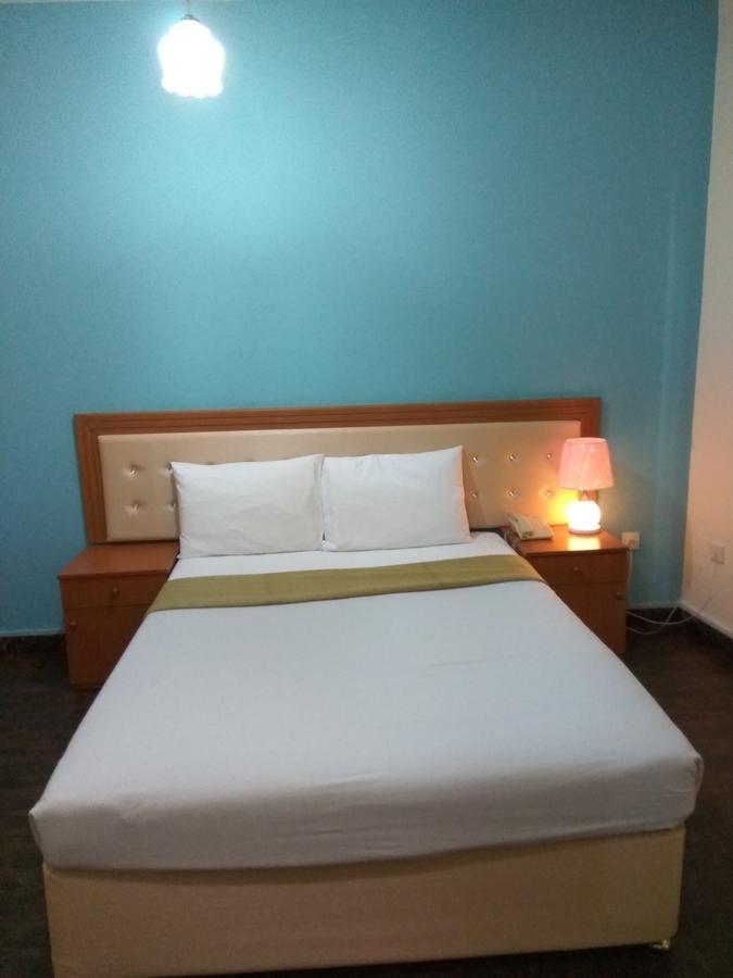 New Avon Hotel Dubai Eksteriør bilde