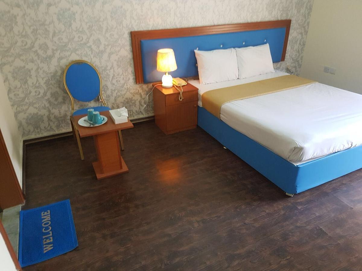 New Avon Hotel Dubai Eksteriør bilde